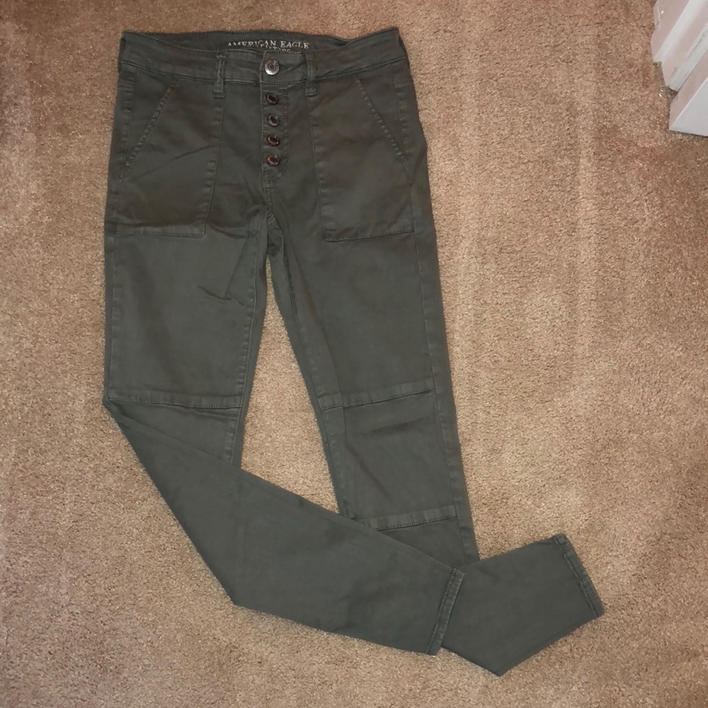 American Eagle army green pants